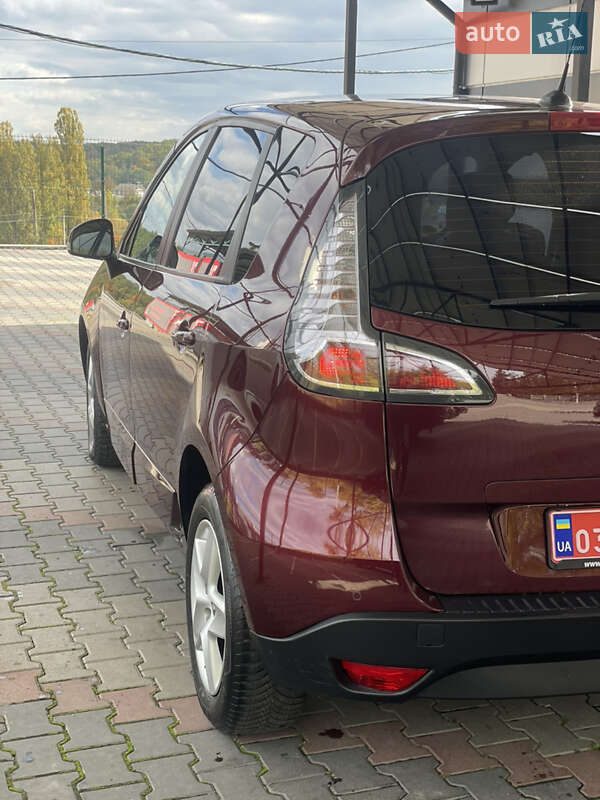 Минивэн Renault Scenic 2013 в Виннице