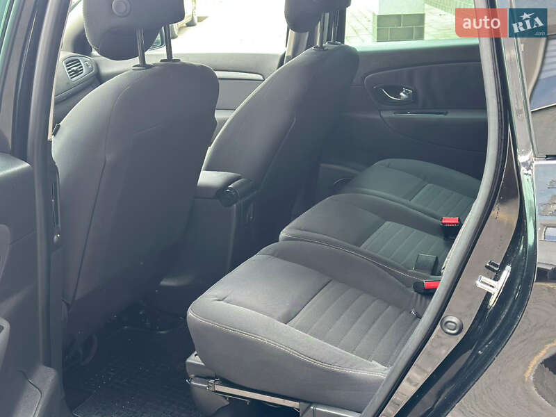Мінівен Renault Scenic 2015 в Івано-Франківську фото 27 Мінівен Renault Scenic 2015 в Івано-Франківську