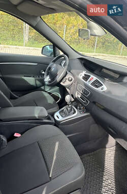 Мінівен Renault Scenic 2009 в  фото 16 Мінівен Renault Scenic 2009 в
