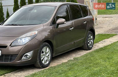 Renault Scenic 2011
