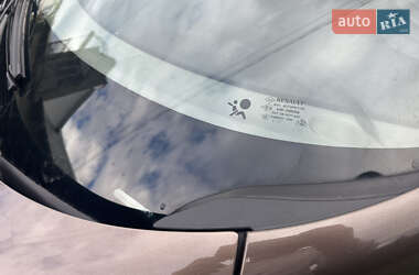Минивэн Renault Scenic 2011 в 