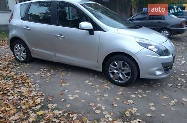 Renault Scenic 2011