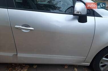 Минивэн Renault Scenic 2011 в 