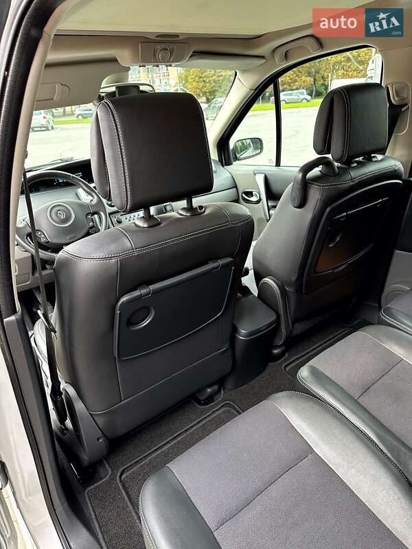 Мінівен Renault Scenic 2007 в Луцьку
