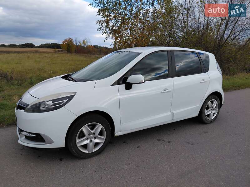 Минивэн Renault Scenic 2014 в 