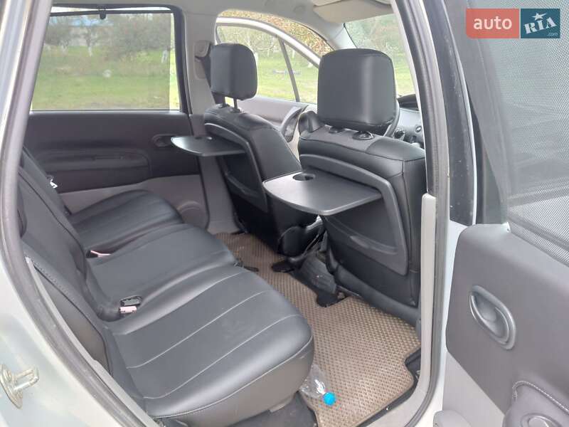 Мінівен Renault Scenic 2004 в Підволочиську