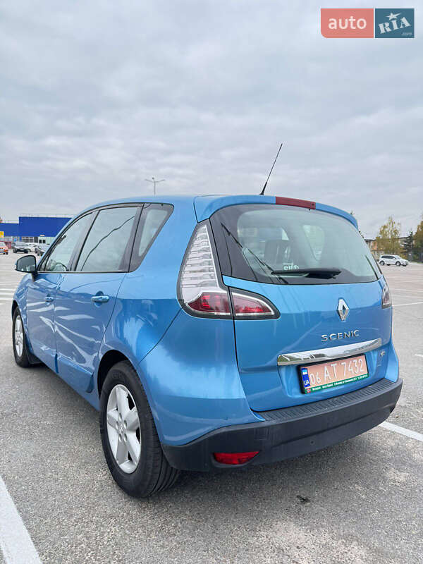 Минивэн Renault Scenic 2014 в Житомире