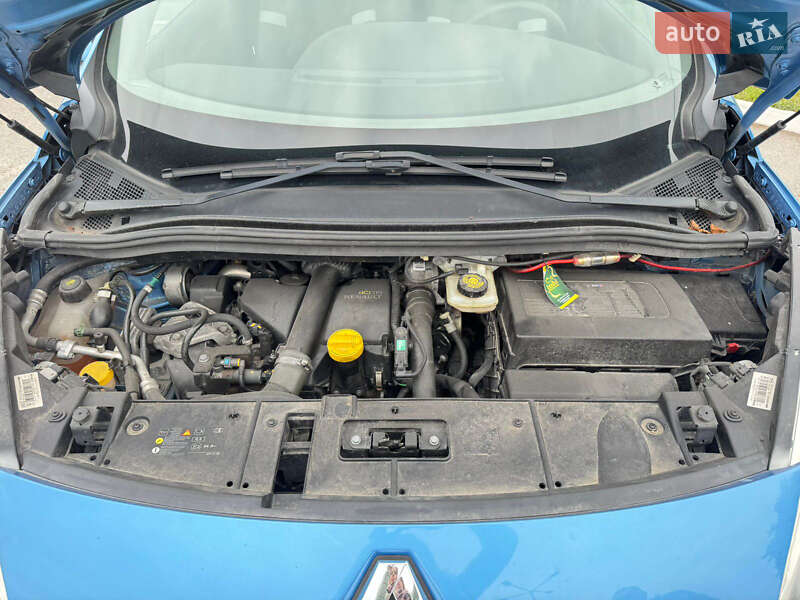 Минивэн Renault Scenic 2014 в Житомире