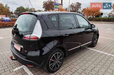 Минивэн Renault Scenic 2014 в 