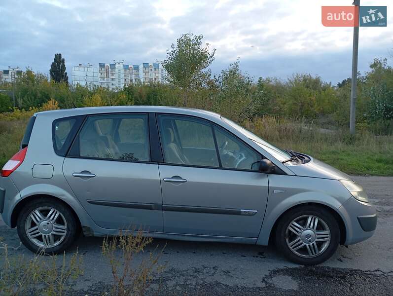 Минивэн Renault Scenic 2004 в Киеве