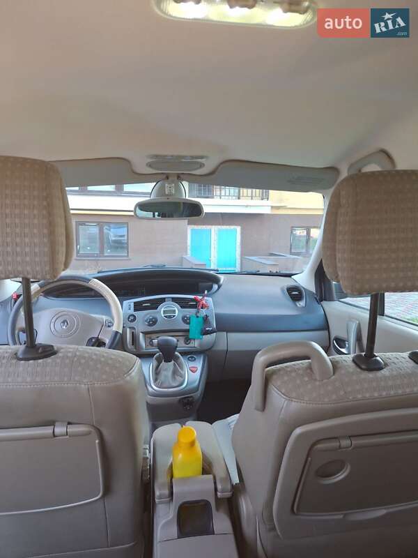 Минивэн Renault Scenic 2006 в Броварах