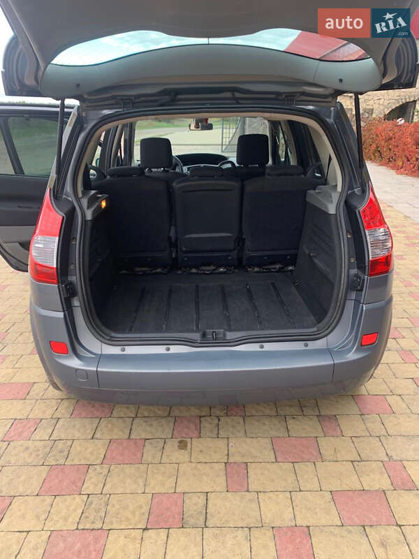 Минивэн Renault Scenic 2007 в Золочеве