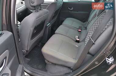 Мінівен Renault Scenic 2010 в  фото 14 Мінівен Renault Scenic 2010 в