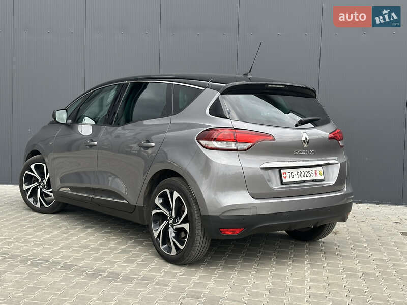 Мінівен Renault Scenic 2016 в Луцьку