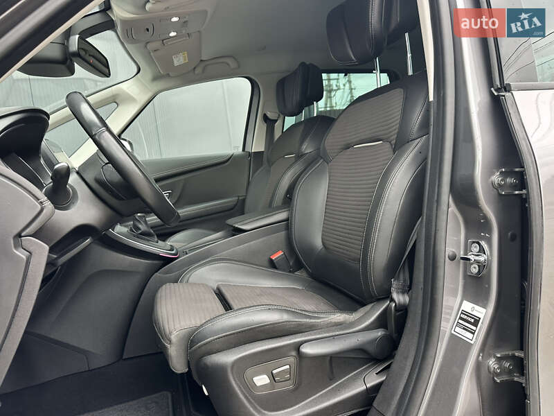 Мінівен Renault Scenic 2016 в Луцьку