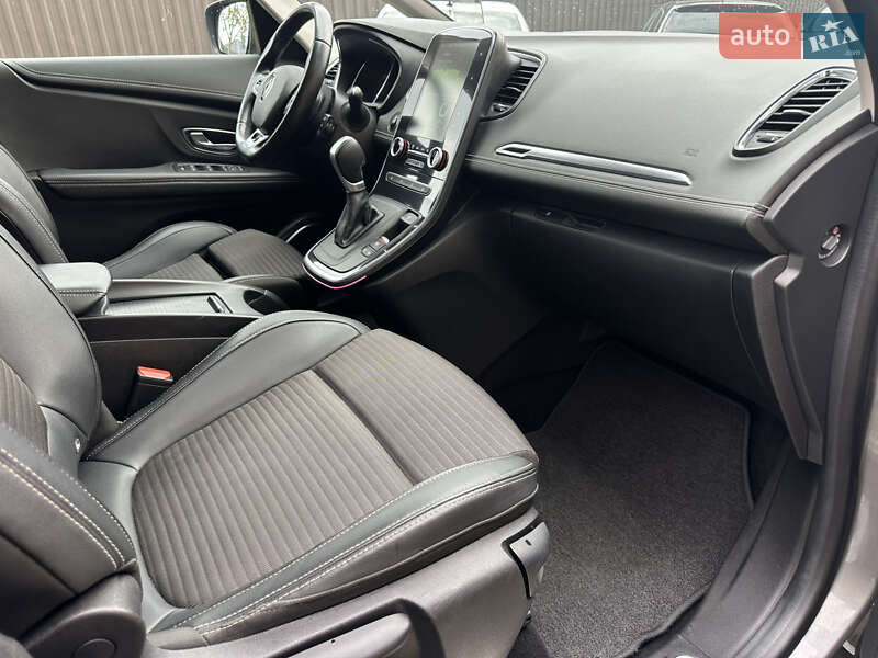Мінівен Renault Scenic 2016 в Луцьку