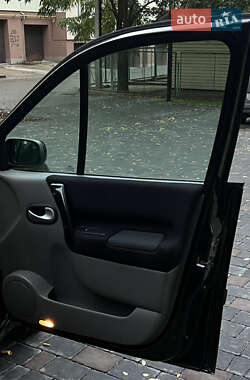 Минивэн Renault Scenic 2007 в 