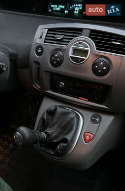 Минивэн Renault Scenic 2007 в 