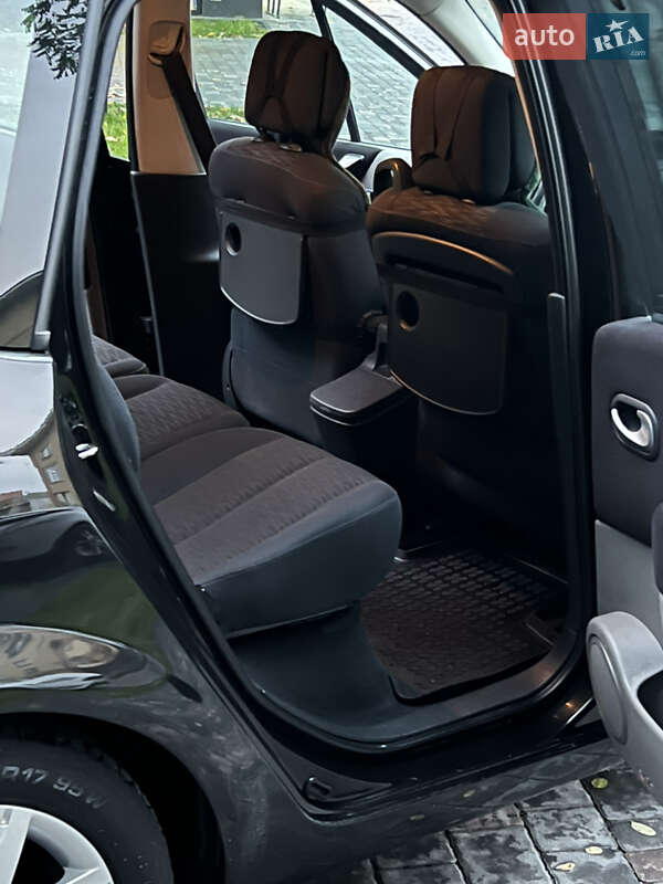 Мінівен Renault Scenic 2007 в Івано-Франківську фото 44 Мінівен Renault Scenic 2007 в Івано-Франківську
