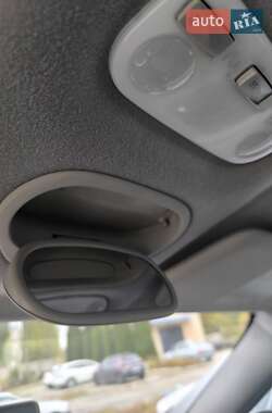 Минивэн Renault Scenic 2011 в 