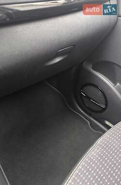 Минивэн Renault Scenic 2011 в 