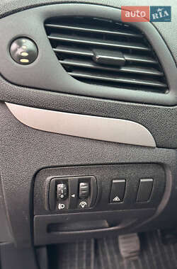 Мінівен Renault Scenic 2011 в 