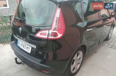 Минивэн Renault Scenic 2011 в 