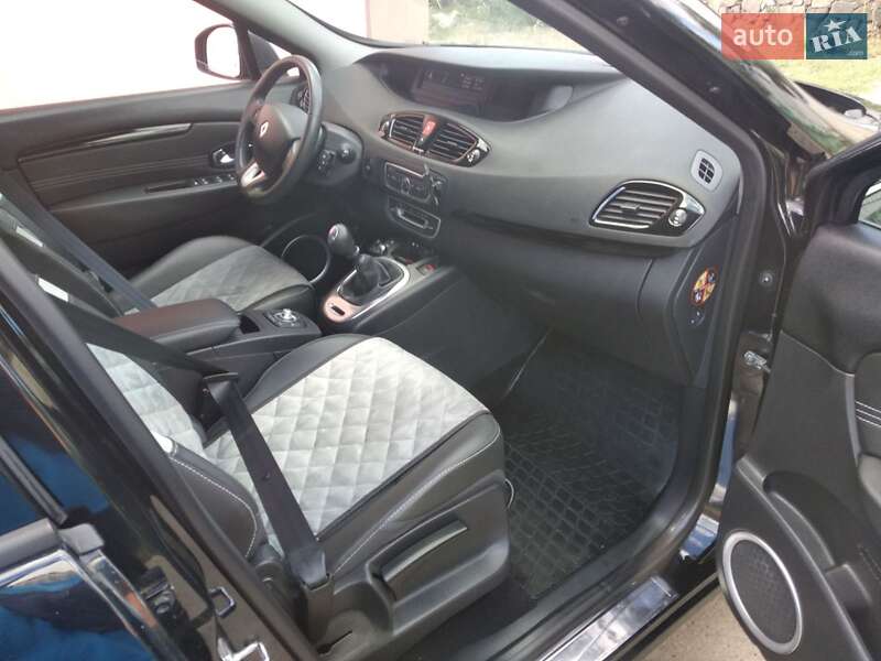 Мінівен Renault Scenic 2011 в Гайвороні фото 17 Мінівен Renault Scenic 2011 в Гайвороні