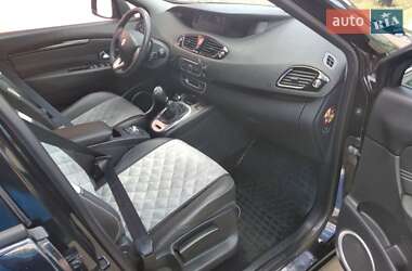 Минивэн Renault Scenic 2011 в 