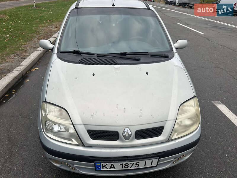 Мінівен Renault Scenic 2001 в Києві