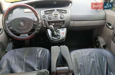 Минивэн Renault Scenic 2003 в 