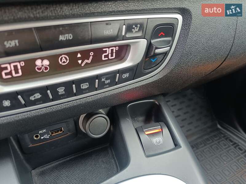 Мінівен Renault Scenic 2011 в Ніжині фото 34 Мінівен Renault Scenic 2011 в Ніжині