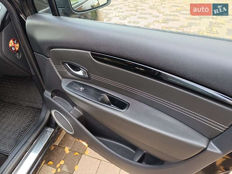 Мінівен Renault Scenic 2011 в Ніжині фото 53 Мінівен Renault Scenic 2011 в Ніжині