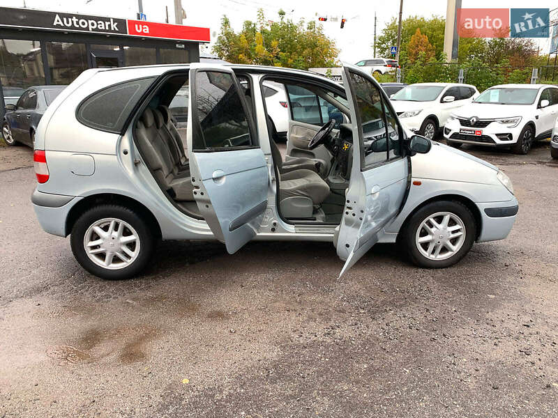 Минивэн Renault Scenic 2002 в Виннице