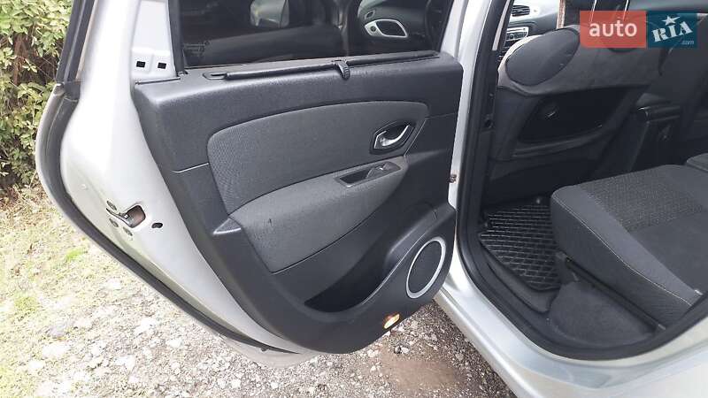 Минивэн Renault Scenic 2009 в Николаеве фото 15 Минивэн Renault Scenic 2009 в Николаеве