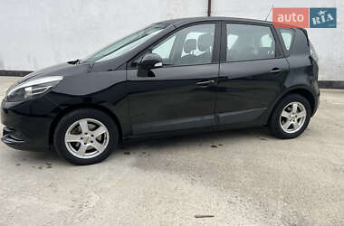 Минивэн Renault Scenic 2012 в 