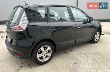 Минивэн Renault Scenic 2012 в 