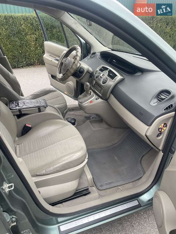 Минивэн Renault Scenic 2004 в Виннице