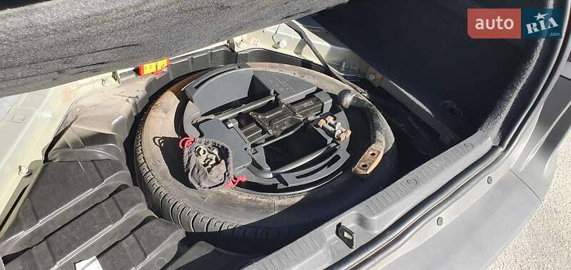 Мінівен Renault Scenic 2006 в Дніпрі фото 29 Мінівен Renault Scenic 2006 в Дніпрі