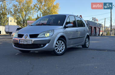 Минивэн Renault Scenic 2008 в  фото 2 Минивэн Renault Scenic 2008 в