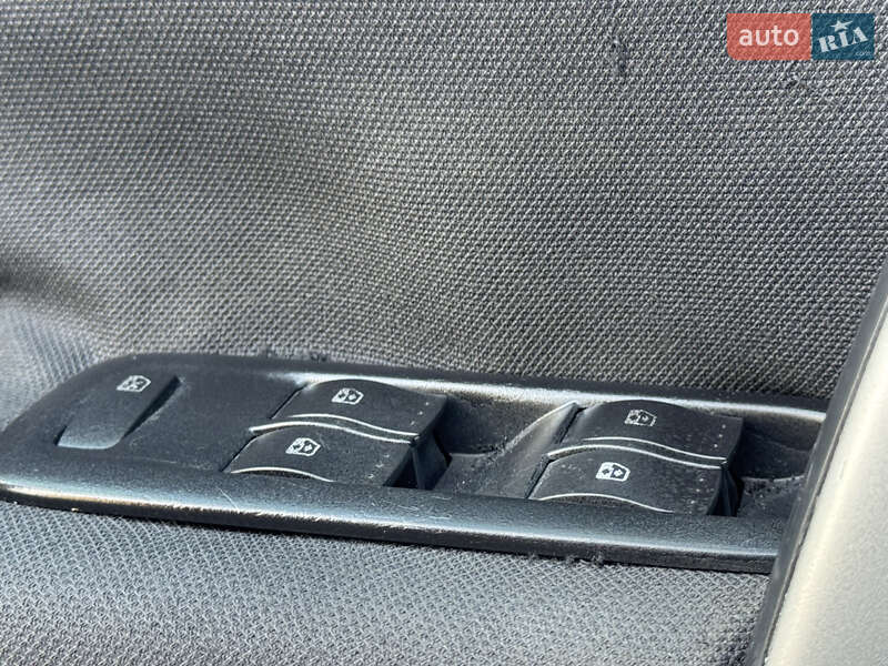 Минивэн Renault Scenic 2007 в Ровно фото 59 Минивэн Renault Scenic 2007 в Ровно