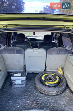 Минивэн Renault Scenic 2000 в 