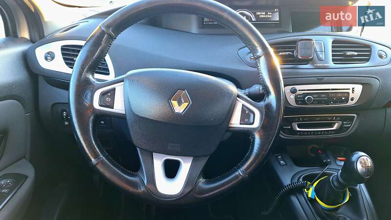 Мінівен Renault Scenic 2012 в Львові фото 15 Мінівен Renault Scenic 2012 в Львові