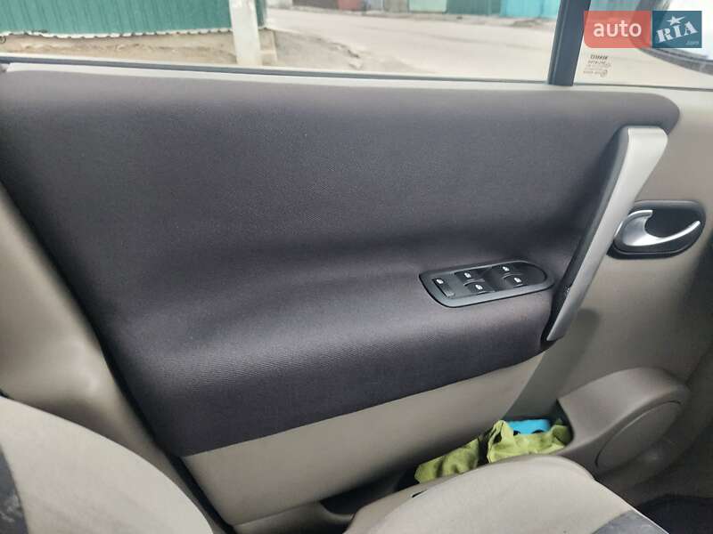 Мінівен Renault Scenic 2005 в Полтаві фото 26 Мінівен Renault Scenic 2005 в Полтаві
