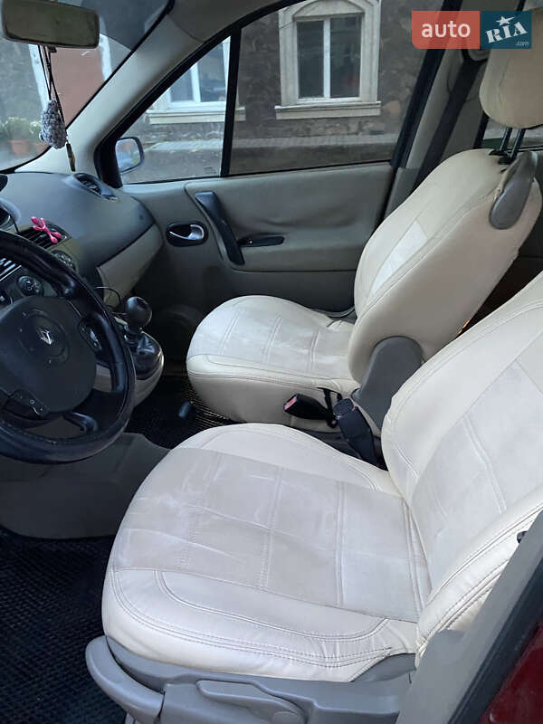 Минивэн Renault Scenic 2006 в Белогорье