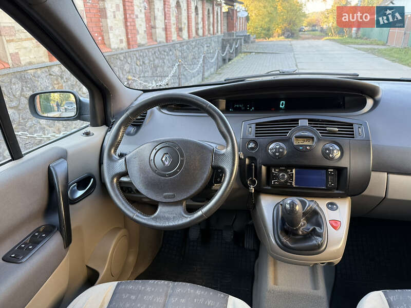 Минивэн Renault Scenic 2005 в Красилове фото 25 Минивэн Renault Scenic 2005 в Красилове
