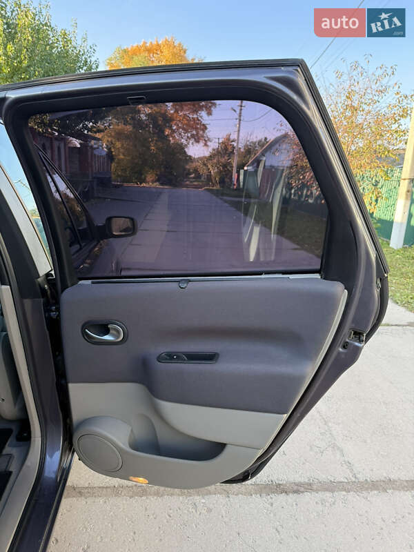 Минивэн Renault Scenic 2005 в Красилове фото 47 Минивэн Renault Scenic 2005 в Красилове