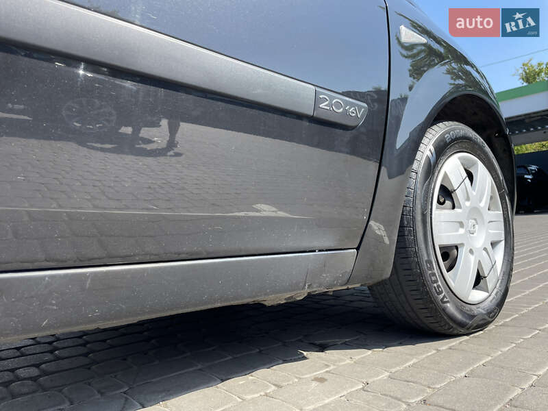 Мінівен Renault Scenic 2006 в Харкові