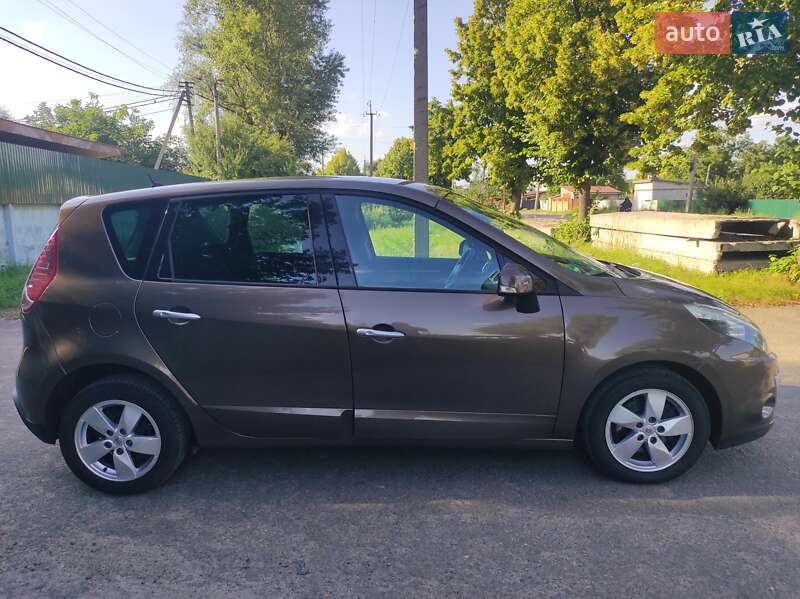 Минивэн Renault Scenic 2009 в Чернигове фото 4 Минивэн Renault Scenic 2009 в Чернигове