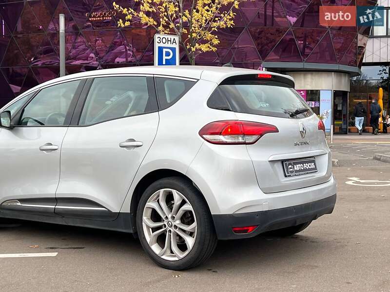 Минивэн Renault Scenic 2017 в Киеве